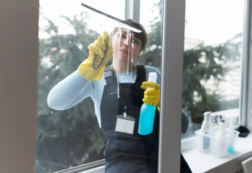 Nettoyage de vitres intérieures et extérieures à Parcé-sur-Sarthe